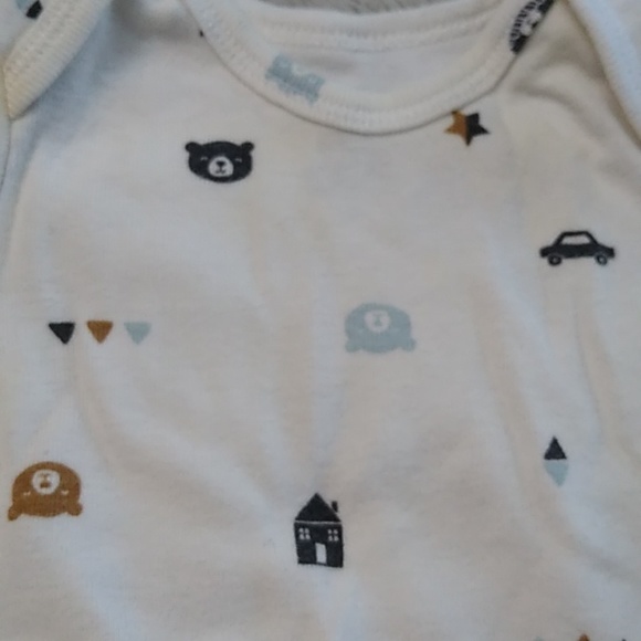 5/$15 Baby Onesies Treehouse - Picture 5 of 8